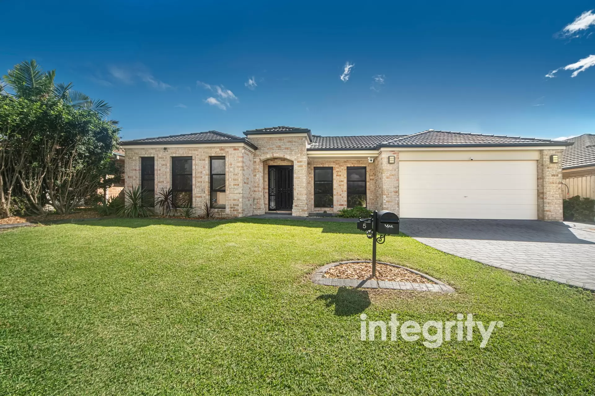 5 Whitewood Street, Worrigee Sold by Integrity Real Estate - image 1