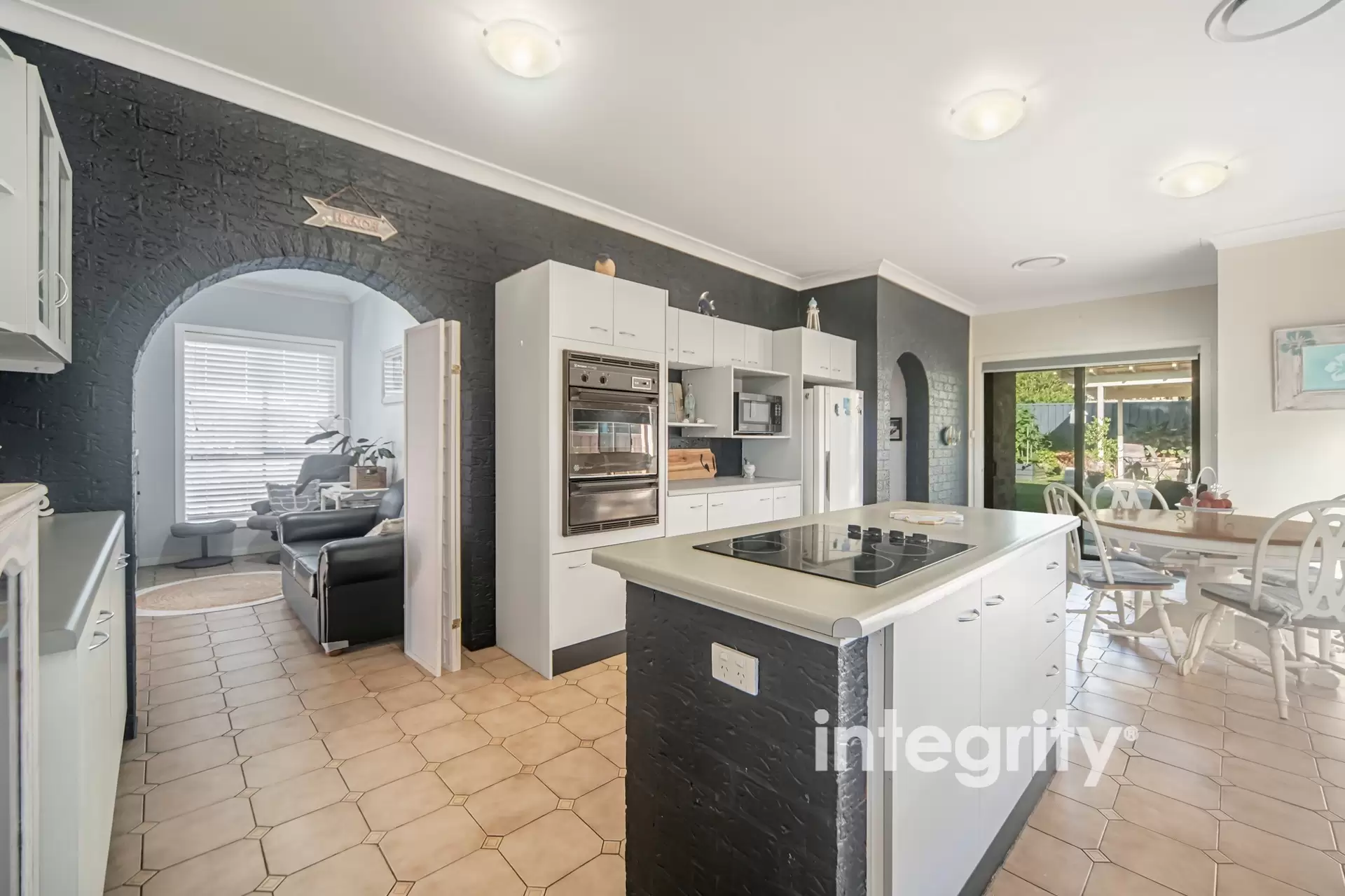 145 Greens Road, Greenwell Point Sold by Integrity Real Estate - image 3