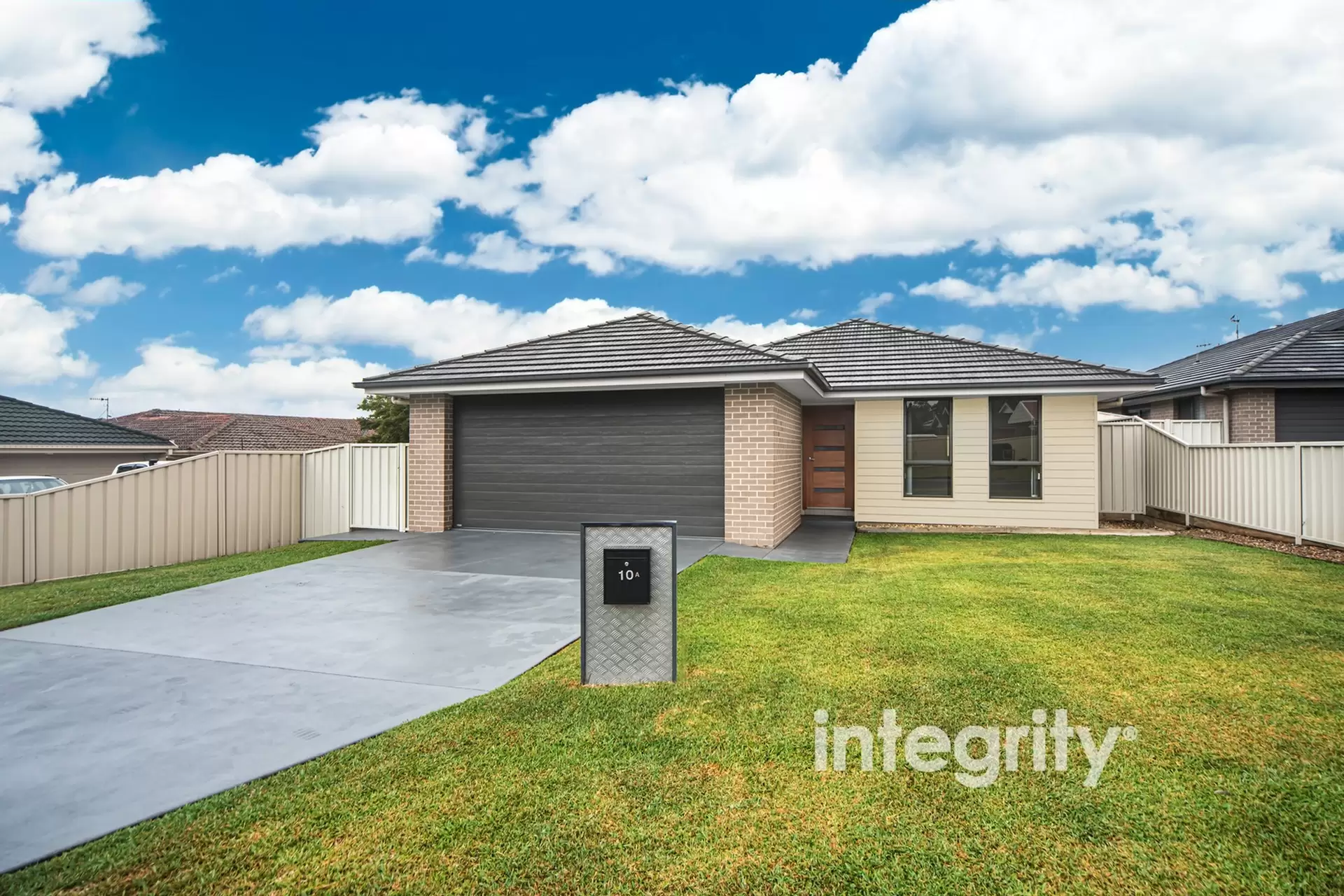 10A Meroo Road, Bomaderry Sold by Integrity Real Estate - image 1