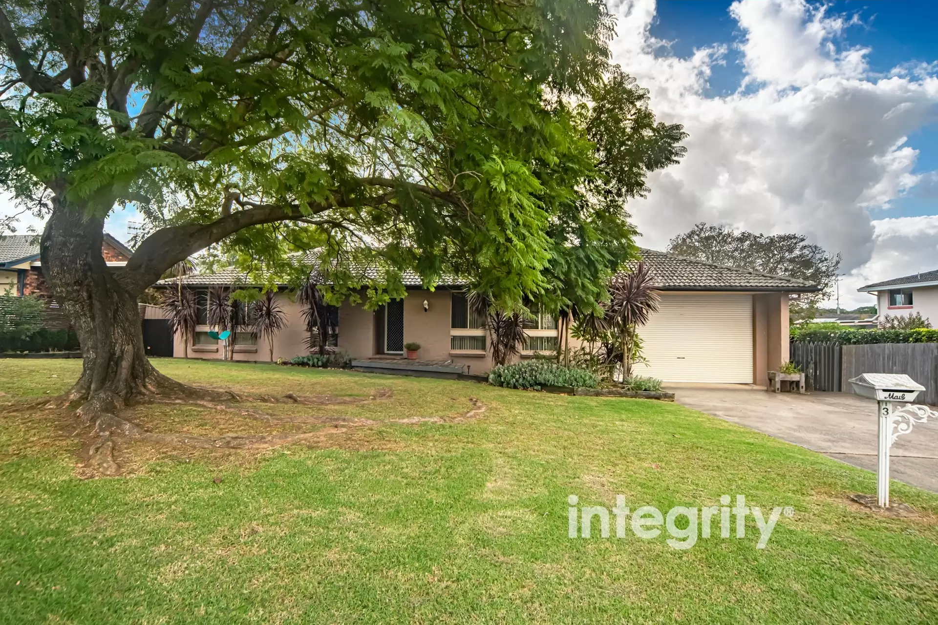 3 Fuchsia Crescent, Bomaderry For Sale by Integrity Real Estate - image 1