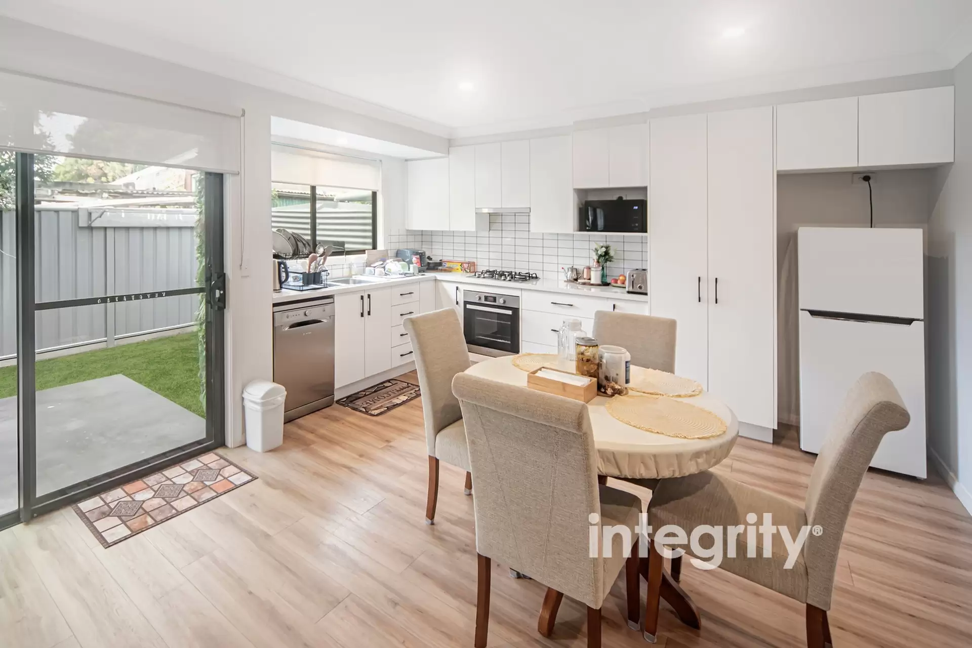 3/164 Illaroo Road, North Nowra Sold by Integrity Real Estate - image 2
