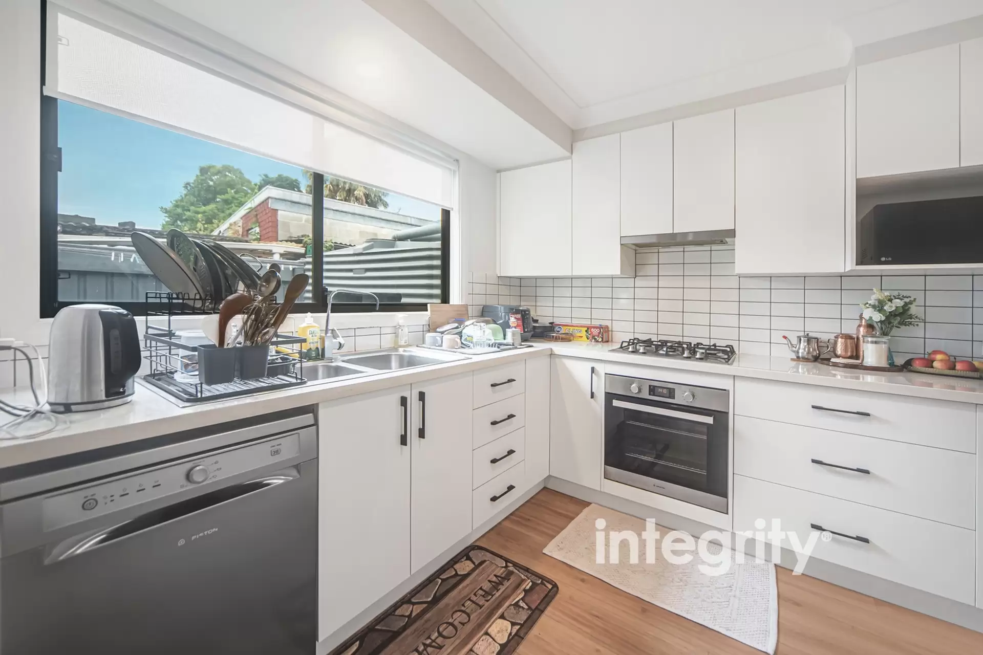 3/164 Illaroo Road, North Nowra Sold by Integrity Real Estate - image 3