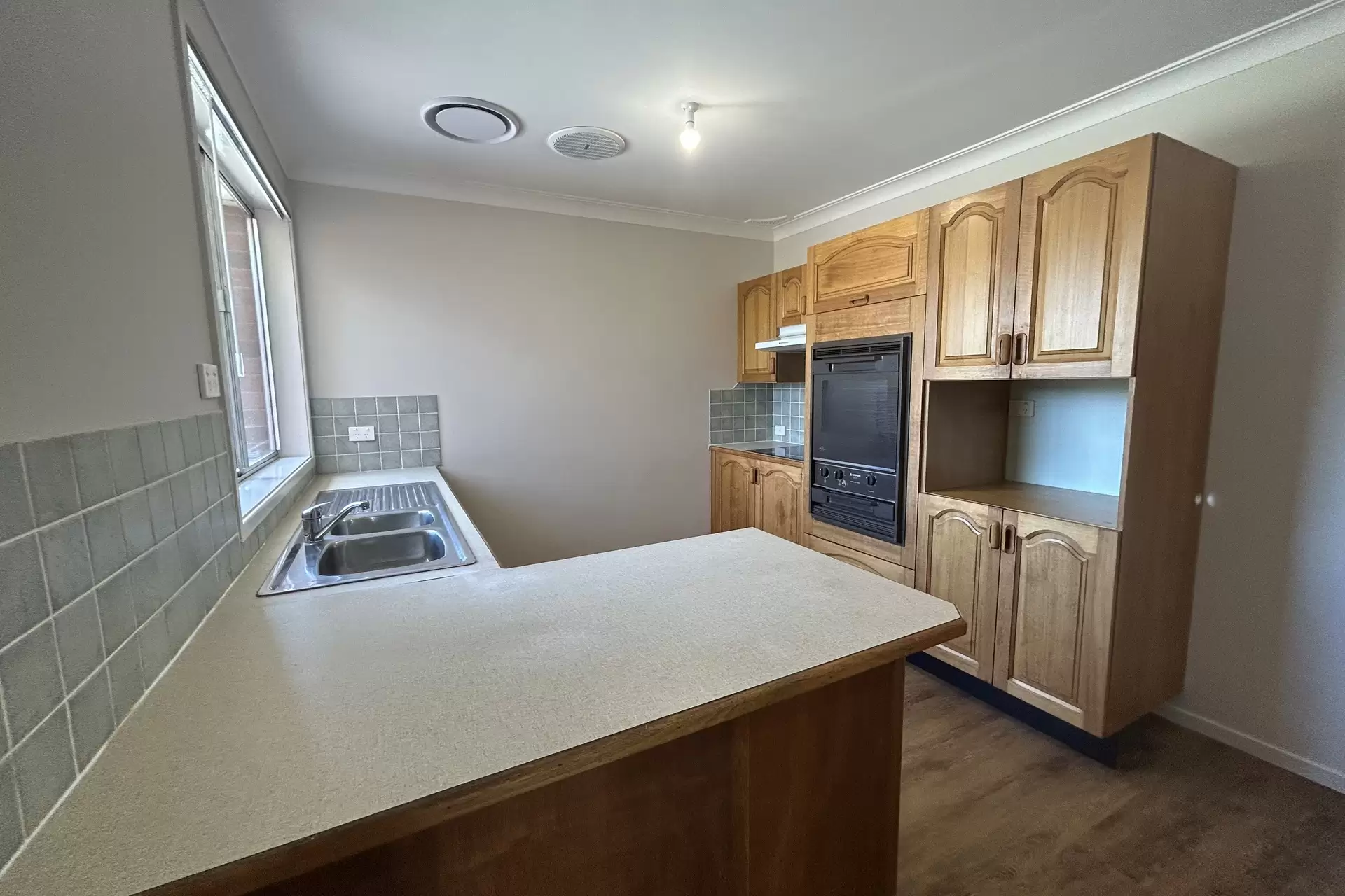 48 Worrigee Street, Nowra Leased by Integrity Real Estate - image 2