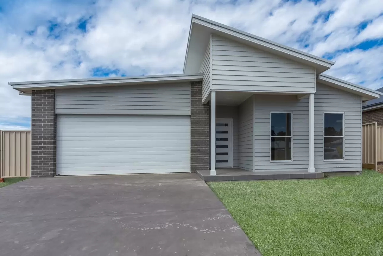 11 Brassia Rise, South Nowra Leased by Integrity Real Estate - image 1