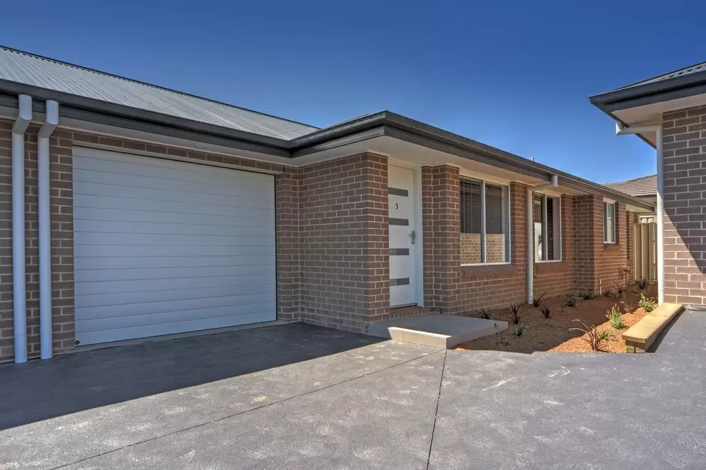 3/2 Elian Crescent, South Nowra Leased by Integrity Real Estate - image 1
