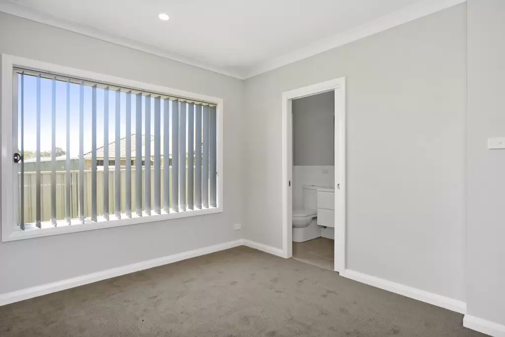 3/2 Elian Crescent, South Nowra Leased by Integrity Real Estate - image 5