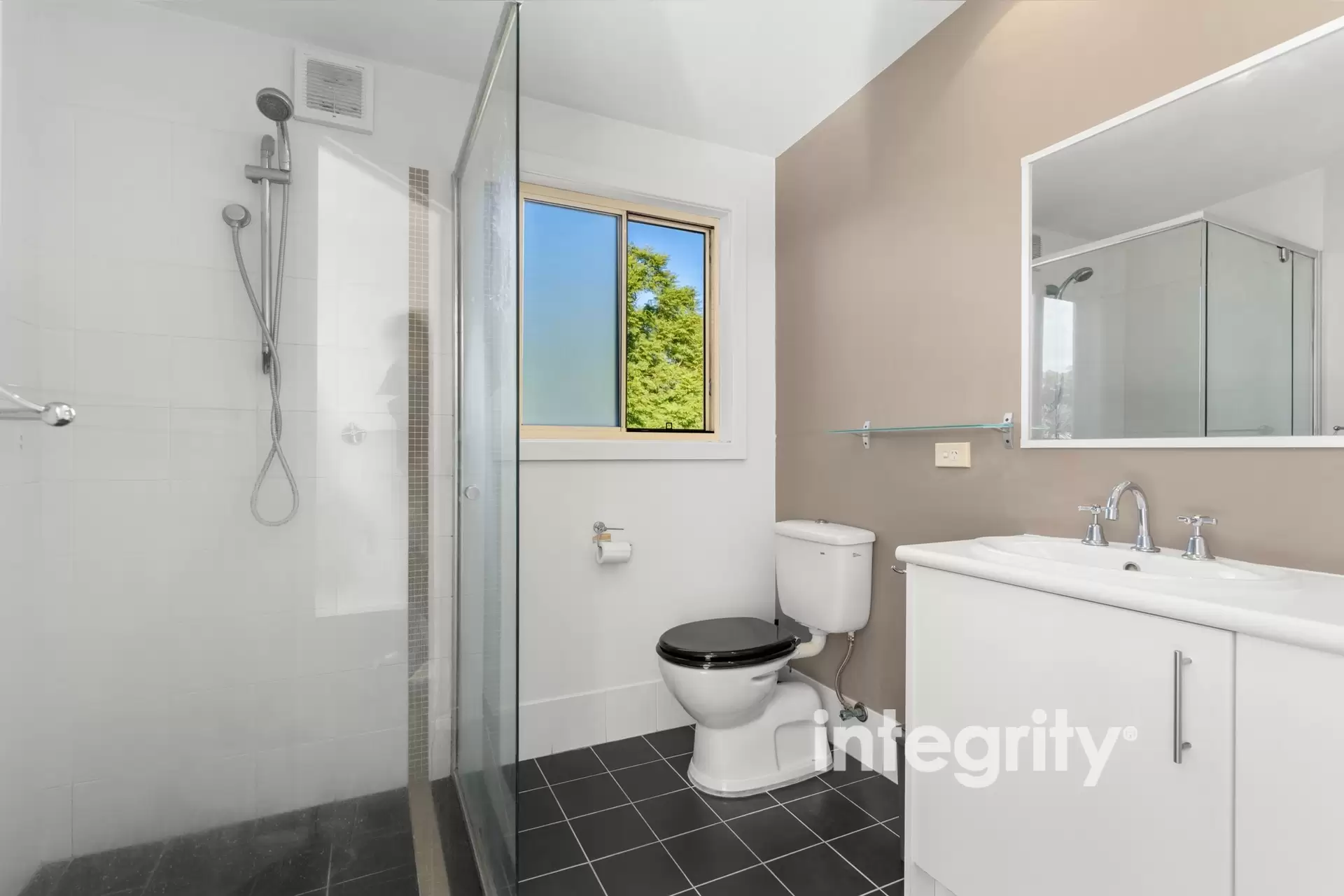 12 Jervis Street, Nowra For Sale by Integrity Real Estate - image 14