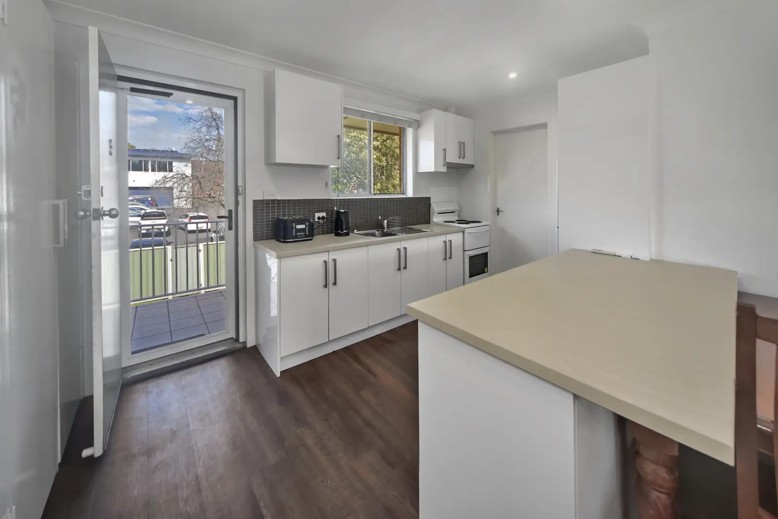 3/3 McGrath Avenue, Nowra Sold by Integrity Real Estate - image 4