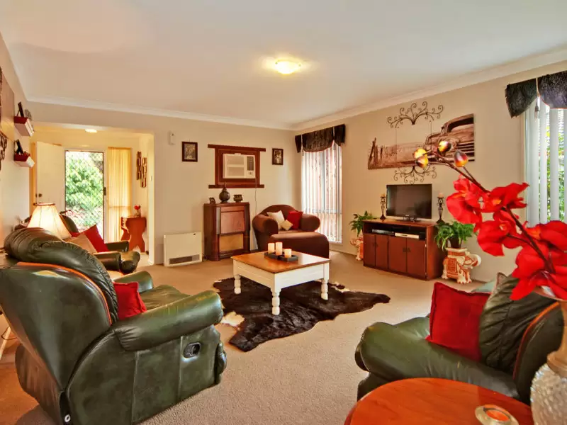 6 Gardenia Crescent, Bomaderry Sold by Integrity Real Estate - image 2