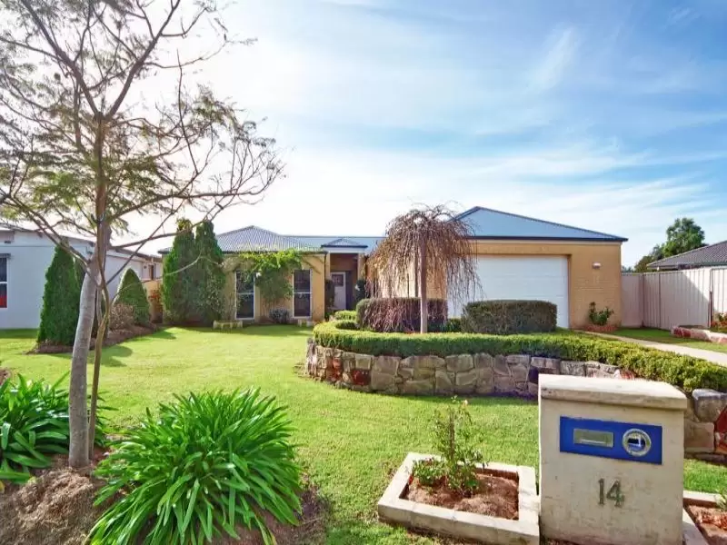 14 The Garden Walk, Worrigee Sold by Integrity Real Estate