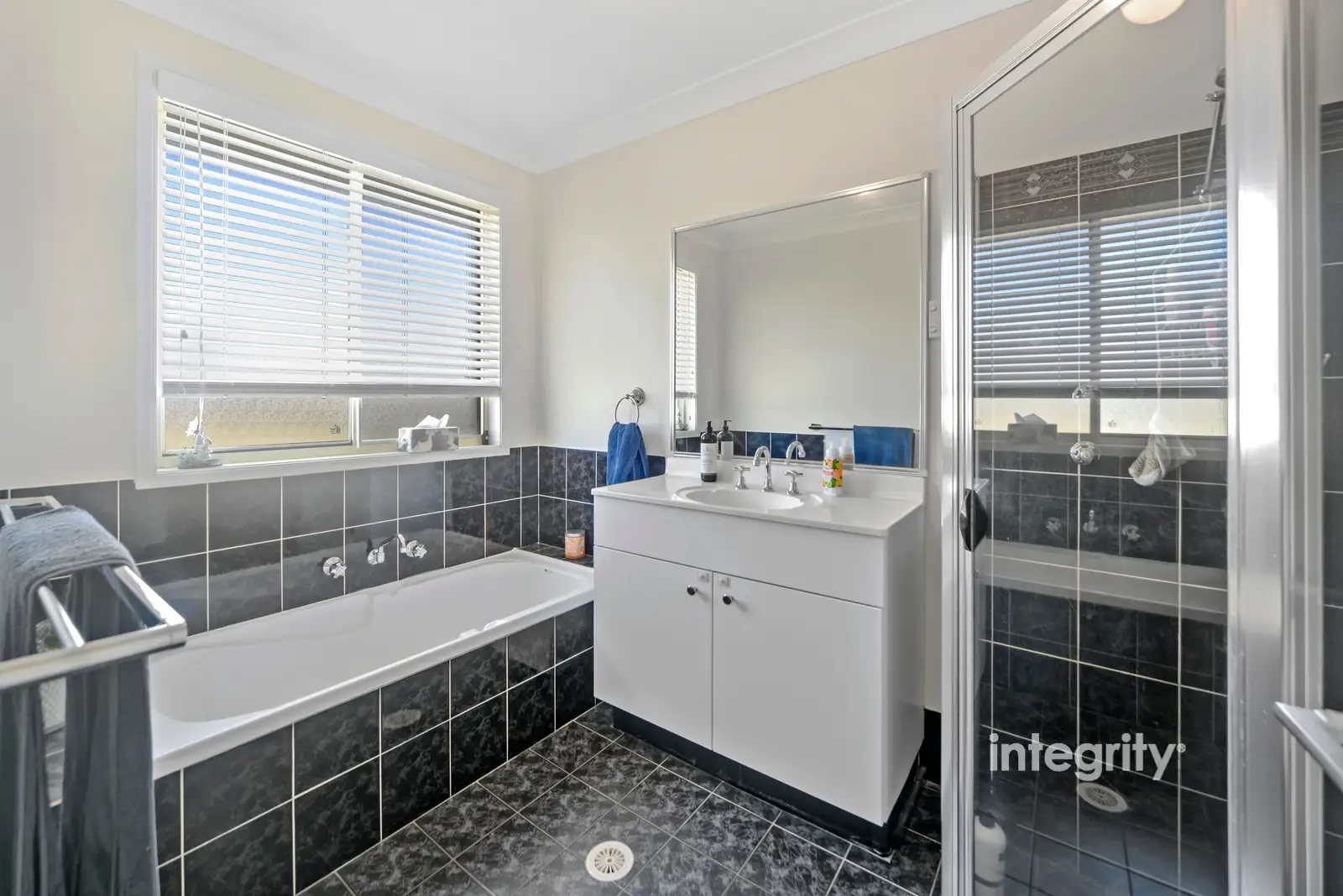 33 Golden Grove, Worrigee Sold by Integrity Real Estate - image 7