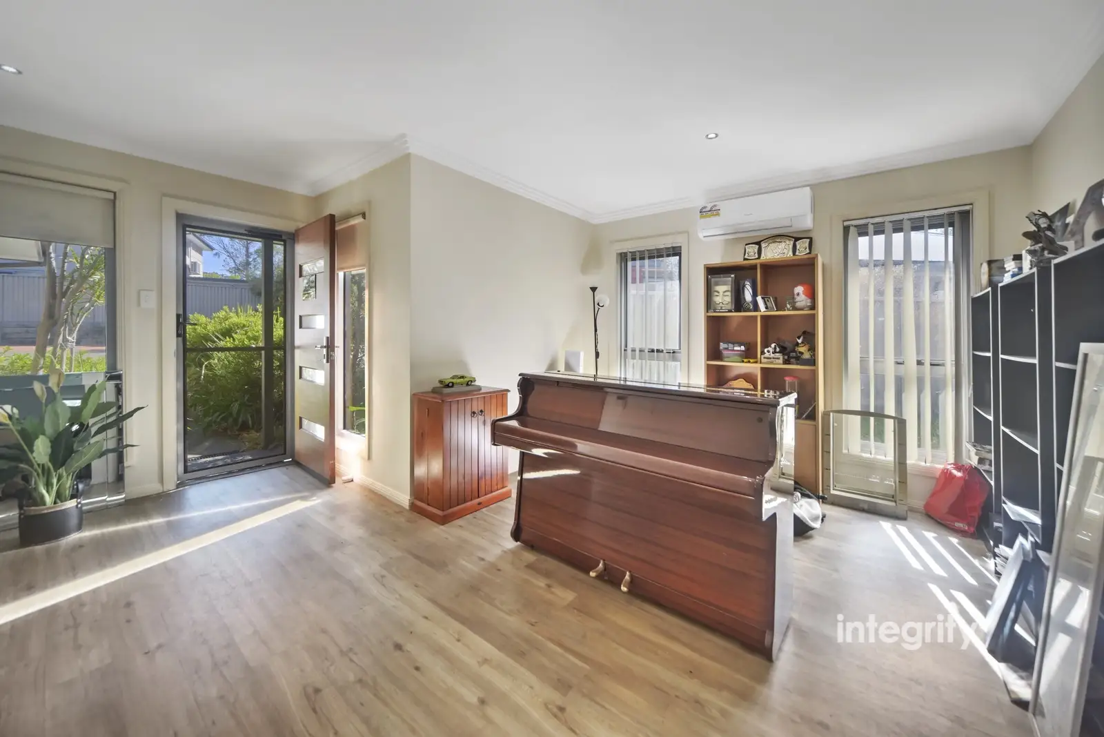 6/8 McKinnon Street, Nowra Sold by Integrity Real Estate - image 5