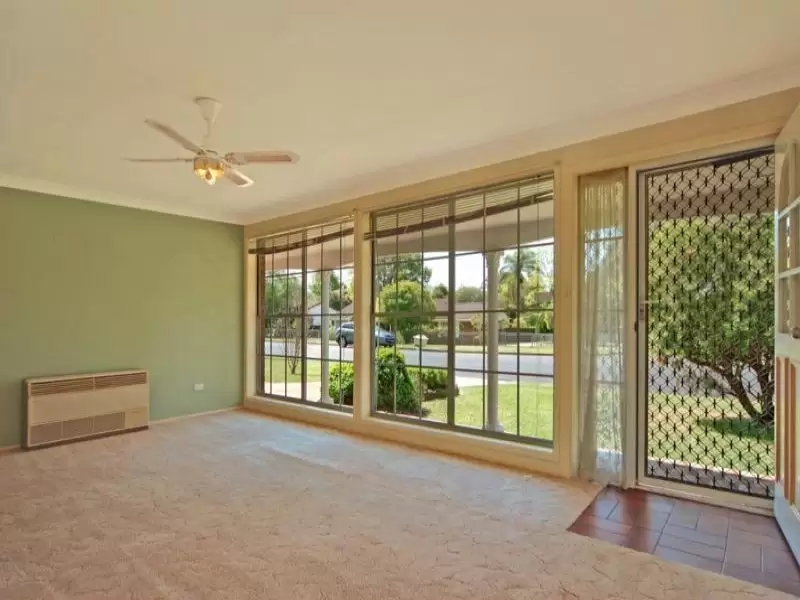 20 Clarke Avenue, North Nowra Sold by Integrity Real Estate - image 2