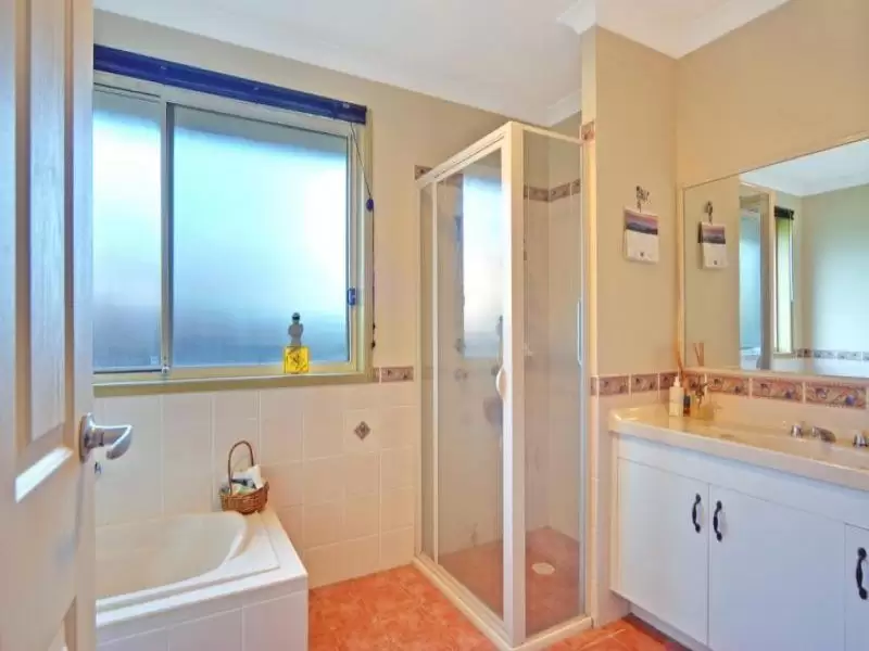 1 Lightwood Drive, West Nowra Sold by Integrity Real Estate - image 6