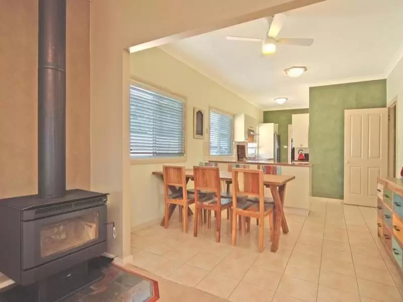 25 Cambewarra Road, Bomaderry Sold by Integrity Real Estate - image 5