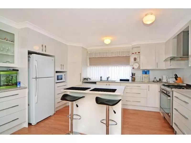 19 Illawarra Circuit, Worrigee Sold by Integrity Real Estate - image 3