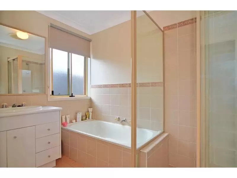 19 Illawarra Circuit, Worrigee Sold by Integrity Real Estate - image 6