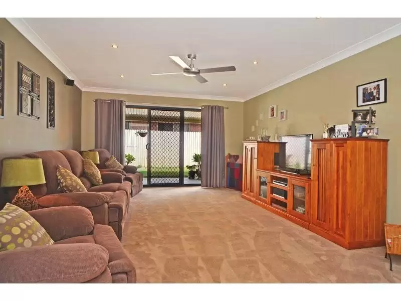 12 Guinea Flower Crescent, Worrigee Sold by Integrity Real Estate - image 2