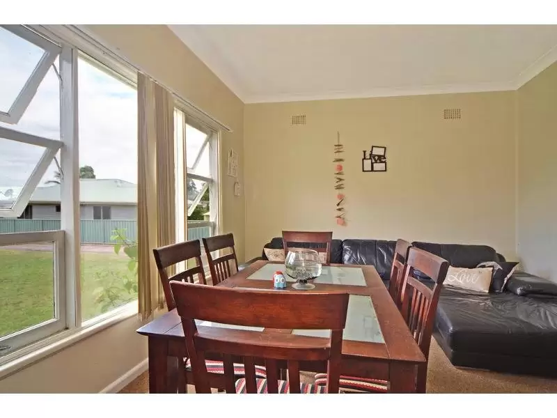 228 Illaroo Road, North Nowra Sold by Integrity Real Estate - image 2