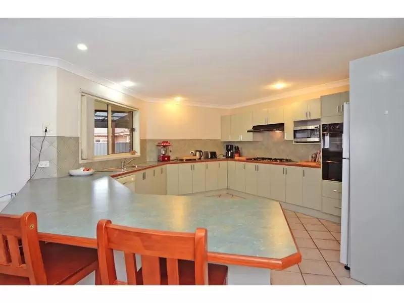 17 Rannoch Drive, West Nowra Sold by Integrity Real Estate - image 3