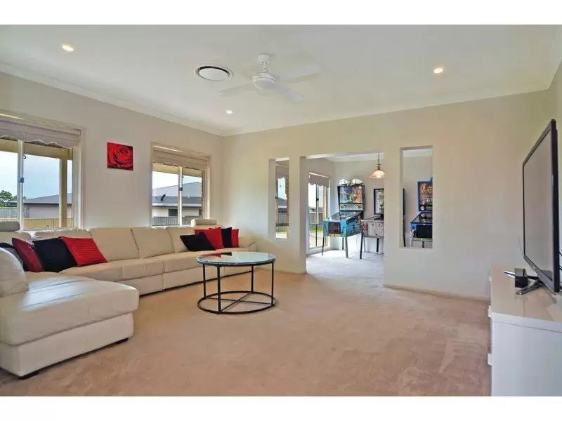 14 Appleberry Close, Bomaderry Sold by Integrity Real Estate - image 8