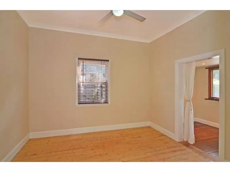 10 Birriley Street, Bomaderry Sold by Integrity Real Estate - image 7
