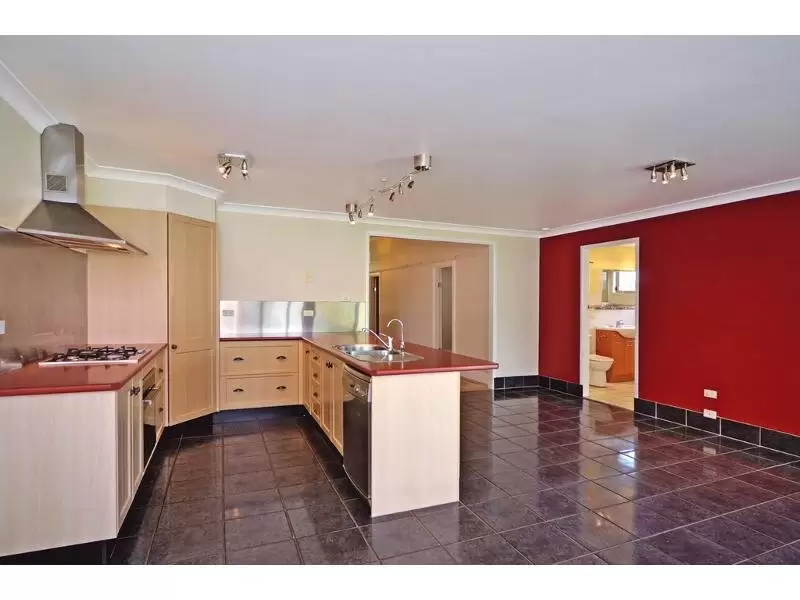 10 Birriley Street, Bomaderry Sold by Integrity Real Estate - image 2
