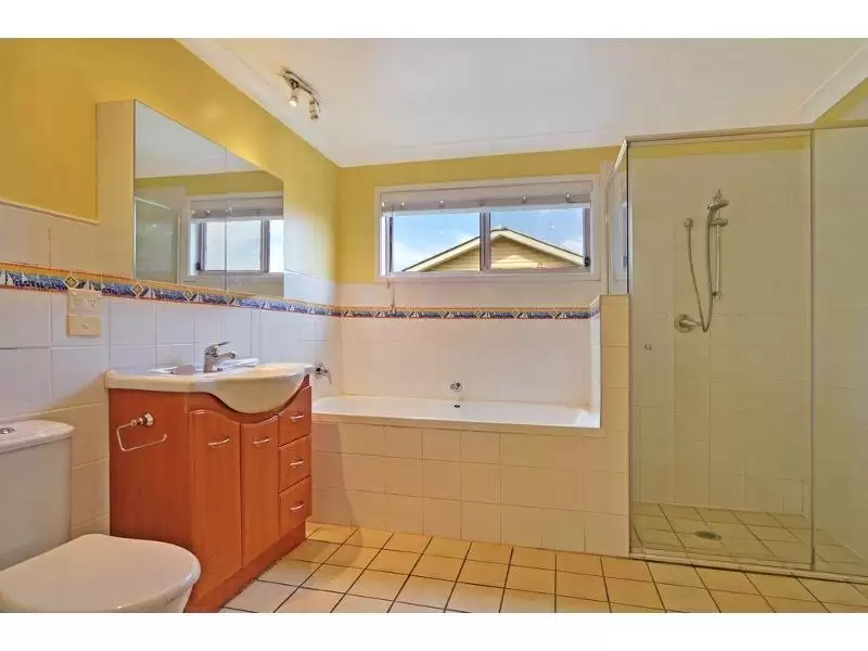 10 Birriley Street, Bomaderry Sold by Integrity Real Estate - image 3