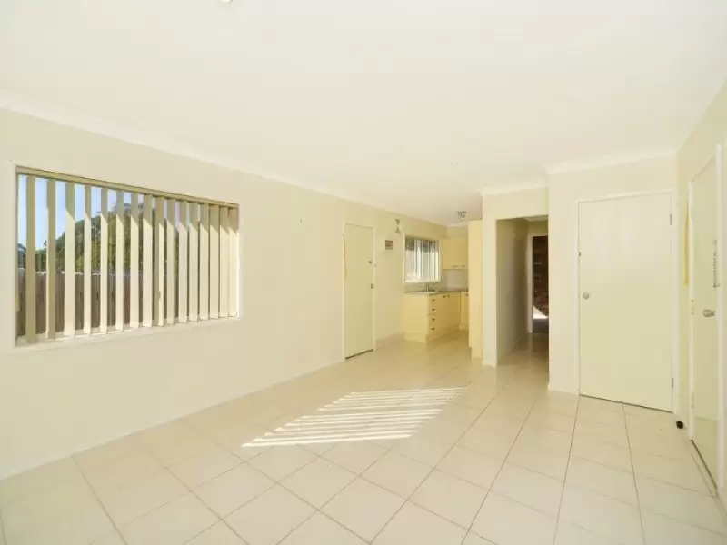 1/430 Princes Highway, Bomaderry Sold by Integrity Real Estate - image 3