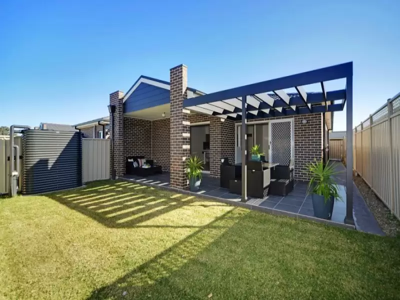 4/17 Bluewattle Road, Worrigee Sold by Integrity Real Estate - image 2