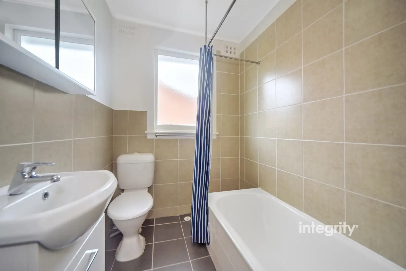 35 Leonard Street, Bomaderry Sold by Integrity Real Estate - image 6