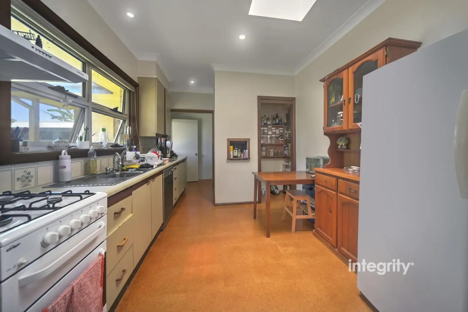 104 West Birriley Street, Bomaderry Sold by Integrity Real Estate - image 5