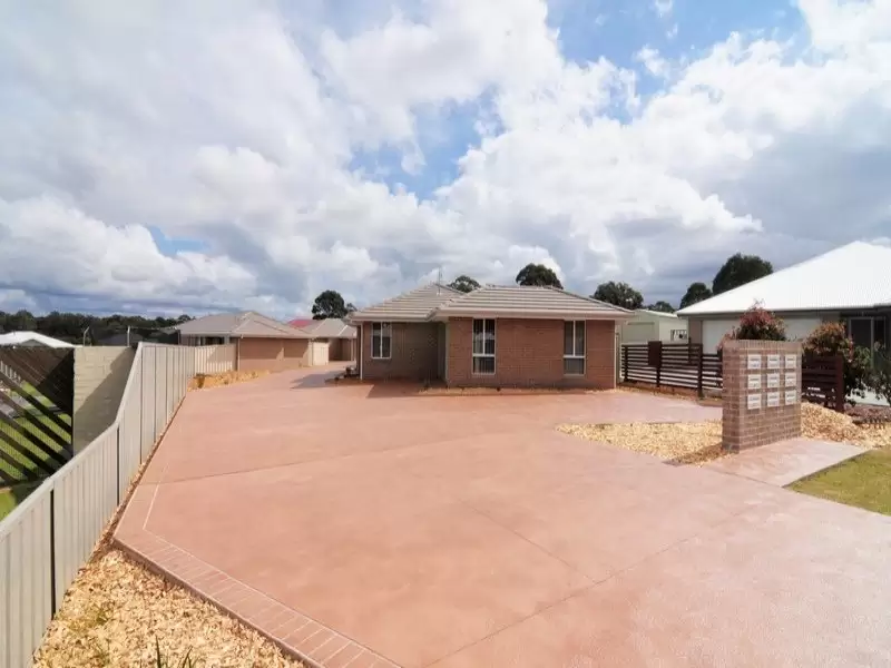 7/14 Hanover Close, South Nowra Sold by Integrity Real Estate - image 2