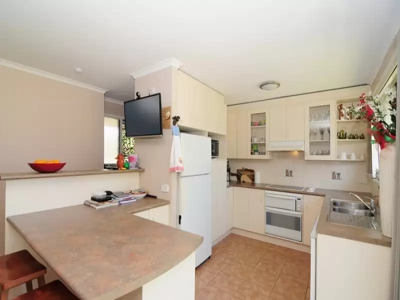 6 Golden Cane Avenue, North Nowra Sold by Integrity Real Estate - image 3