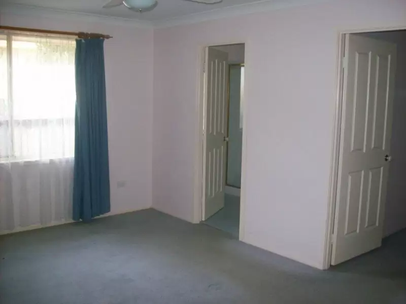 30 Illawarra Circuit, Worrigee Sold by Integrity Real Estate - image 6