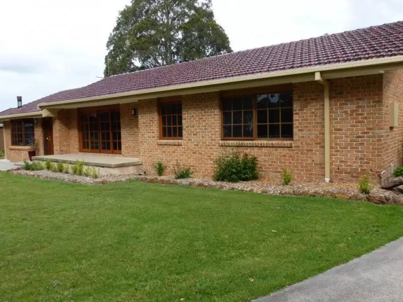 202 Albatross Road, Nowra Hill Sold by Integrity Real Estate - image 1