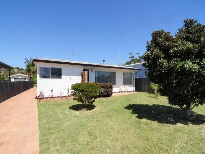 42 Adelaide Street, Greenwell Point Sold by Integrity Real Estate
